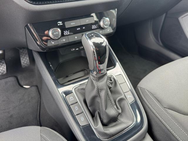 Skoda Fabia Drive Plus 1.0 TSI DSG 2ZKlim Kam ACC 2xPDC LED SmLi SHZ Spha 