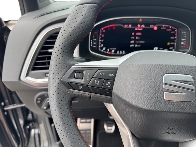 Seat Ateca 1.5 TSI FR Black Edition 19Z PDC SHZ Nav Kam 