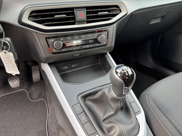 Seat Arona Style 1.0 TSI 2ZKlima NAVI FuLi LED SHZ PDC LMF WiPa 5JG 