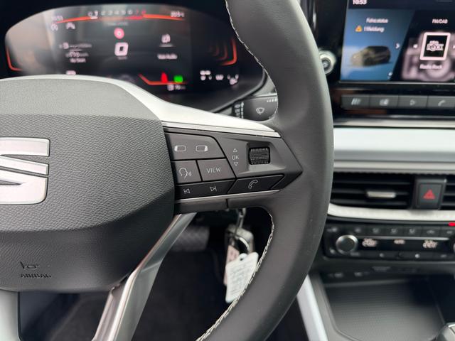 Seat Arona Style 1.0 TSI DSG 2ZKlima NAVI FuLi LED SHZ PDC LMF WiPa 5JG 
