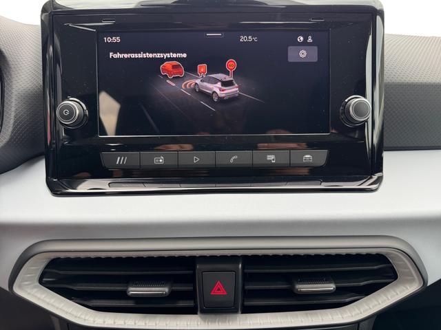 Seat Arona Style 1.0 TSI DSG 2ZKlima NAVI FuLi LED SHZ PDC LMF WiPa 5JG 