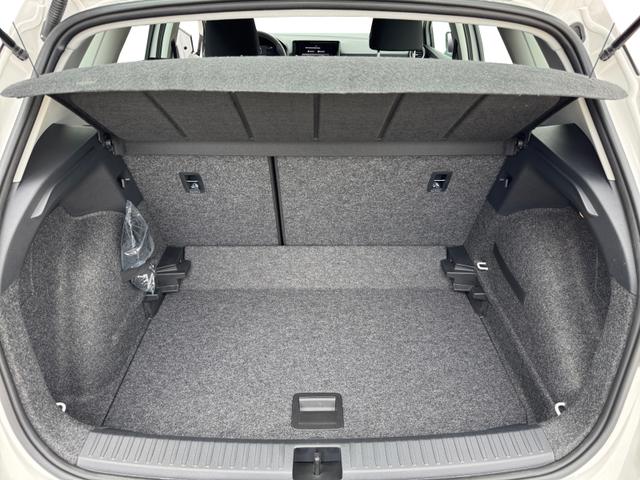 Seat Arona Style 1.0 TSI DSG 2ZKlima NAVI FuLi LED SHZ PDC LMF WiPa 5JG 