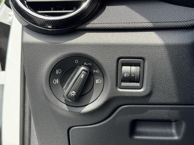 Neue Skoda Fabia weiss dsg