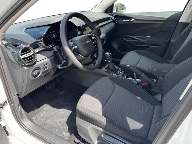 Neue Skoda Fabia weiss dsg