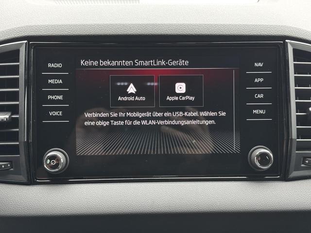 Neue Skoda Karoq Sportline top Austastung 