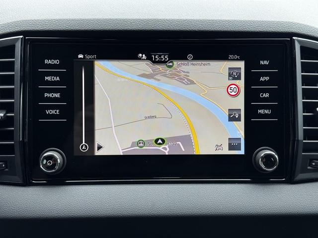 Neue Skoda Karoq Sportline top Austastung 
