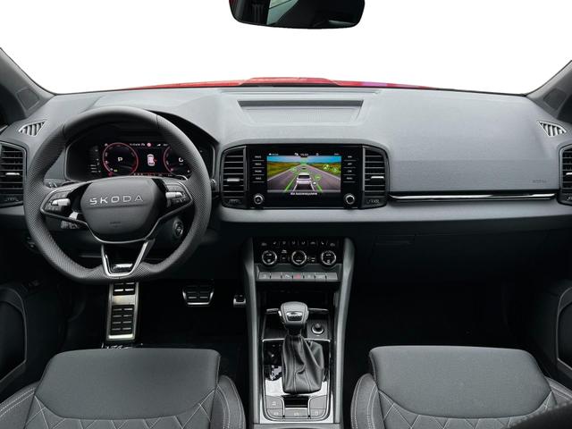 Neue Skoda Karoq Sportline top Austastung 