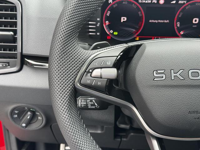 Neue Skoda Karoq Sportline top Austastung 