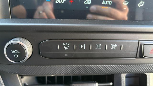 Ford Transit Custom Trend L1 320 AT 9Si AHK Sync4 2xKlima 5JG 