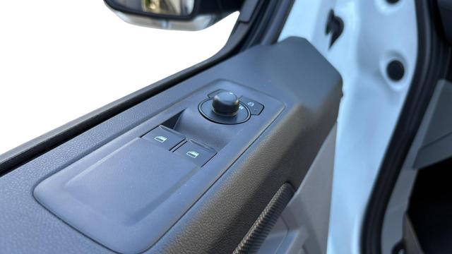 Ford Transit Custom Trend L2 AT 320 9Si AHK Sync4 2xKlima 5JG 