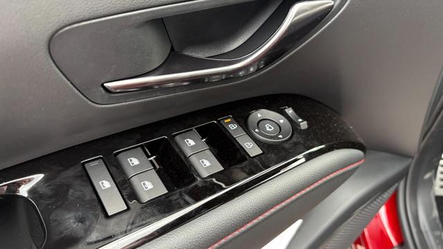 Hyundai TUCSON 1,6 HEV N-Line ACC Krell 19Z el.Sit. PDC Kam 