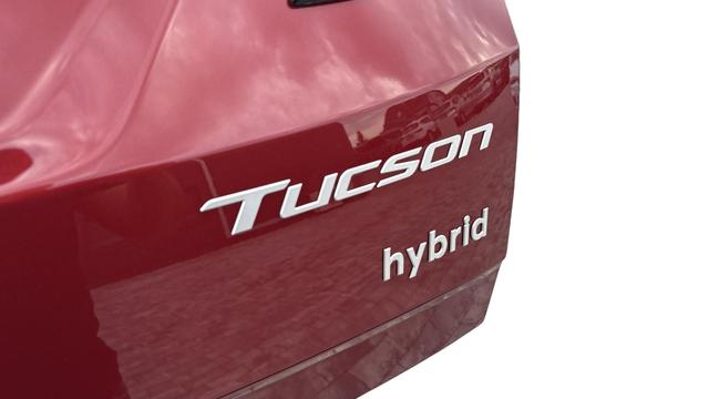 Hyundai TUCSON 1,6 HEV N-Line ACC Krell 19Z el.Sit. PDC Kam 