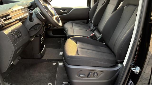 Hyundai Staria 1,6 T-GDI HEV EaAcPa PaPak el.HK el.Schie 