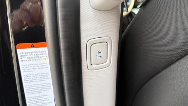 Hyundai Staria 1,6 T-GDI HEV EaAcPa PaPak el.HK el.Schie 