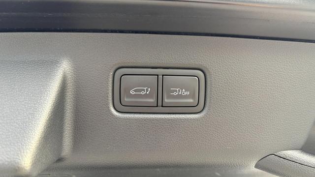 Hyundai Staria 1,6 T-GDI HEV EaAcPa PaPak el.HK el.Schie 