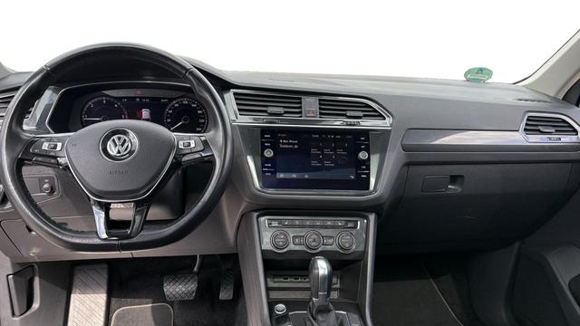 Volkswagen Tiguan 2.0 TDI High 4M Pan AHK R-line DCC VOLL 