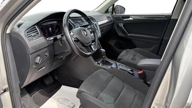 Volkswagen Tiguan 2.0 TDI High 4M Pan AHK R-line DCC VOLL 