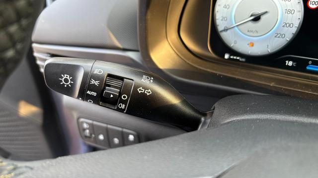 Hyundai i20 1,0 DCT MJ25 Klimaauto Navi DiCo10,25 Kam PDC SpAs 