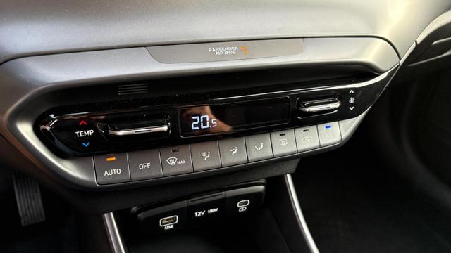 Hyundai i20 1,0 DCT MJ25 Klimaauto Navi DiCo10,25 Kam PDC SpAs 