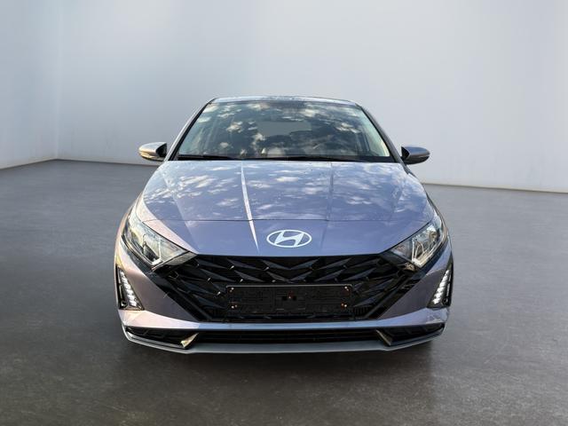 Hyundai i20 - 1,0 DCT MJ25 Klimaauto Navi DiCo10,25 Kam PDC SpAs