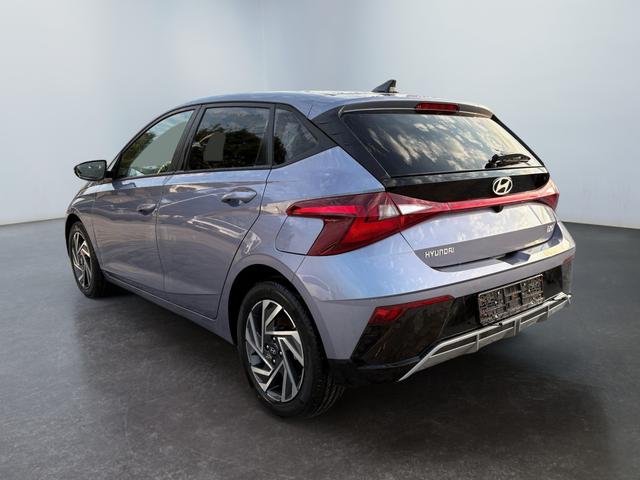 Hyundai i20 1,0 DCT MJ25 Klimaauto Navi DiCo10,25 Kam PDC SpAs 