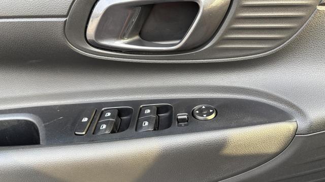 Hyundai i20 1,0 MJ25 Klimaauto Navi DiCo10,25 Kam PDC SpAs 