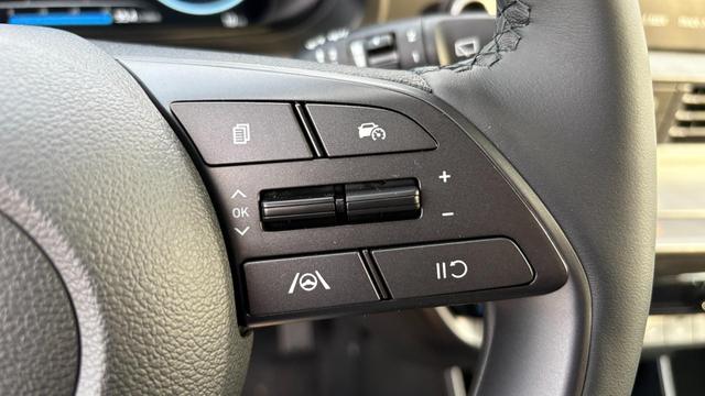 Hyundai i20 1,0 MJ25 Klimaauto Navi DiCo10,25 Kam PDC SpAs 