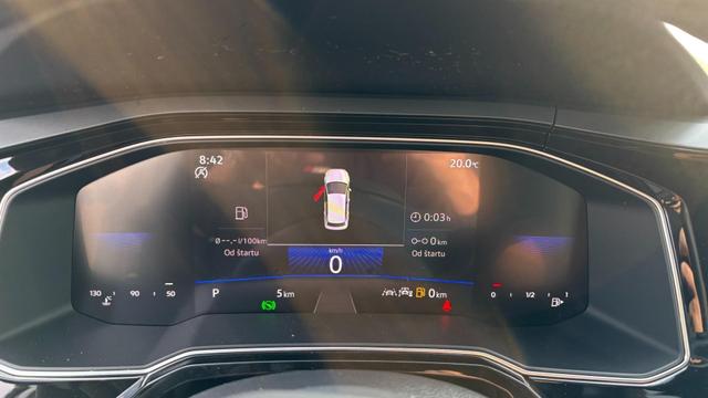 Volkswagen Taigo 1,0 TSI DSG R-Line IQ Matrix ACC 2Zokl PDC Kam 18Z 