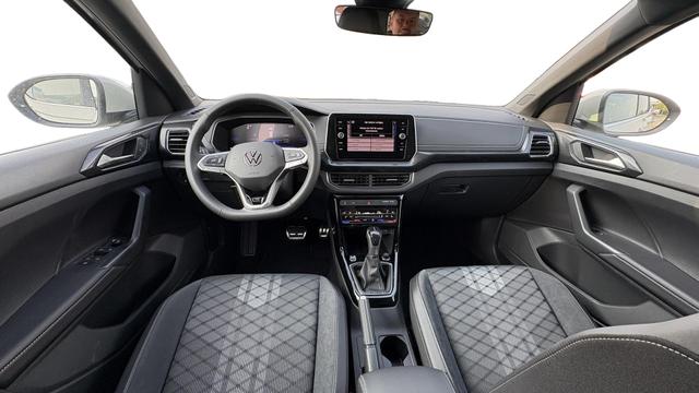 Volkswagen T-Cross 1,0 TSI DSG R-Line IQ Matrix ACC 2Zokl PDC Kam 18Z 