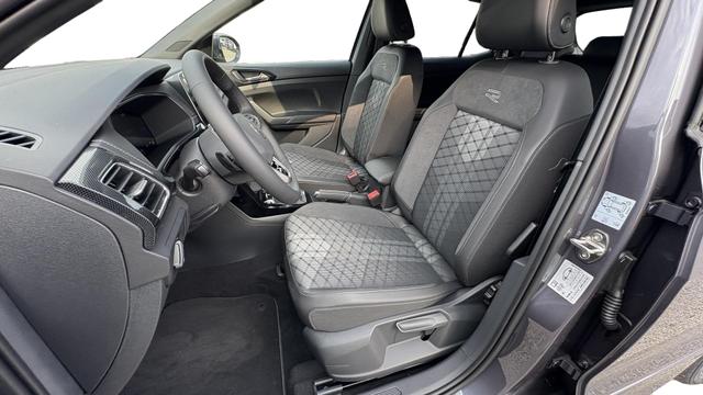 Volkswagen T-Cross 1,0 TSI DSG R-Line IQ Matrix ACC 2Zokl PDC Kam 18Z 