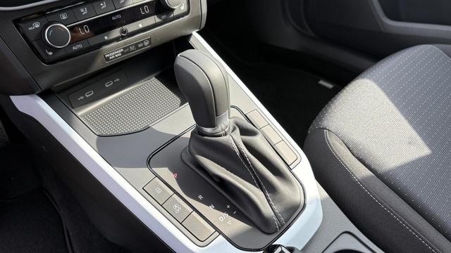 Seat Arona Style 1.0 TSI DSG 2ZKlima NAVI FuLi LED SHZ PDC LMF WiPa 5JG 
