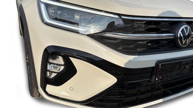Volkswagen Taigo 1,0 TSI DSG R-Line IQ Matrix ACC 2Zokl PDC Kam 18Z 