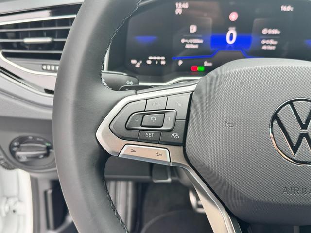 Volkswagen Taigo 1,5 TSI DSG R-Line IQ Matrix ACC 2Zokl PDC Kam 18Z 