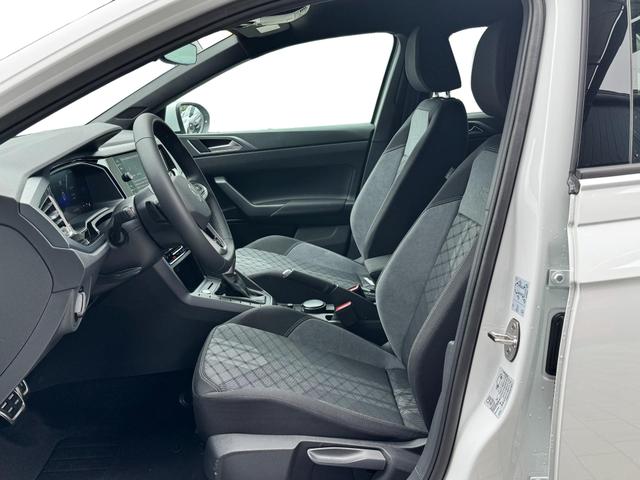 Volkswagen Taigo 1,5 TSI DSG R-Line IQ Matrix ACC 2Zokl PDC Kam 18Z 