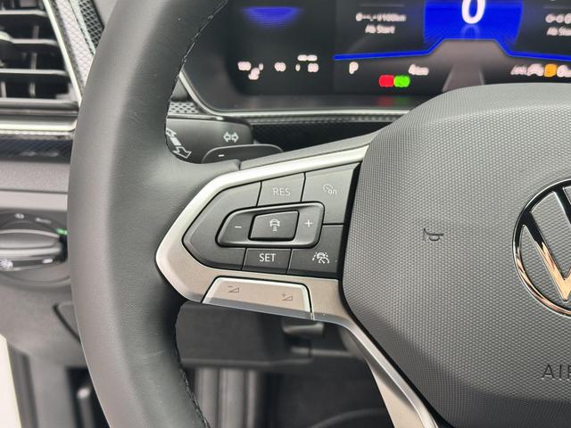 Volkswagen T-Cross 1,5 TSI DSG R-Line IQ Matrix ACC 2Zokl PDC Kam 18Z 