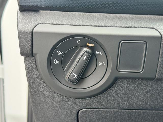 Volkswagen T-Cross 1,5 TSI DSG R-Line IQ Matrix ACC 2Zokl PDC Kam 18Z 