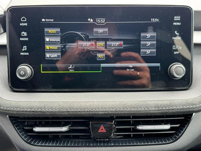 Skoda Fabia 1.5 TSI Monte Carlo DSG 2ZoKl SHZ ACC 2xPDC LED SmartLink LMF 
