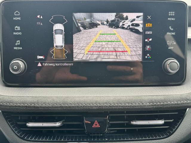 Skoda Fabia 1.5 TSI Monte Carlo DSG 2ZoKl SHZ ACC 2xPDC LED SmartLink LMF 