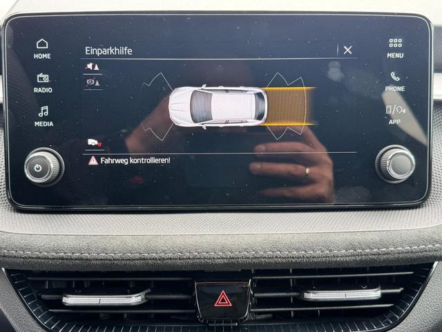 Skoda Fabia 1.5 TSI Monte Carlo DSG 2ZoKl SHZ ACC 2xPDC LED SmartLink LMF 
