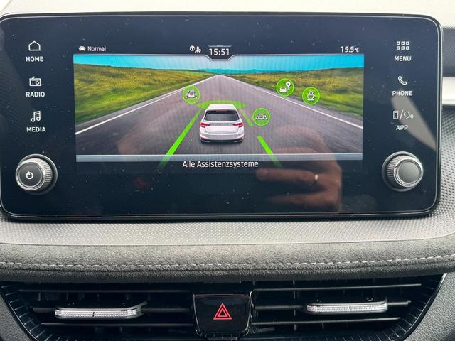 Skoda Fabia 1.5 TSI Monte Carlo DSG 2ZoKl SHZ ACC 2xPDC LED SmartLink LMF 