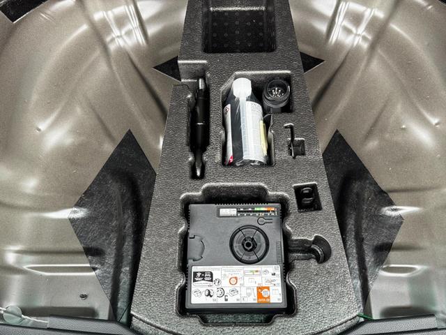 Skoda Karoq 2,0 TDI DSG Sportline 2ZKli AHK ACC SHT PDC Kam 19Zo 5JG 