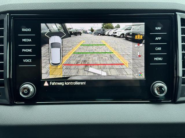 Skoda Karoq 2,0 TDI DSG Sportline 2ZKli AHK ACC SHT PDC Kam 19Zo 5JG 