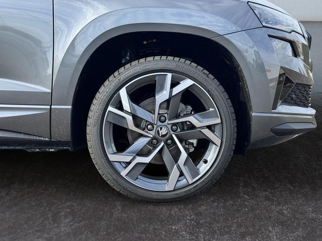 Skoda Karoq 2,0 TDI DSG Sportline 2ZKli AHK ACC SHT PDC Kam 19Zo 5JG 