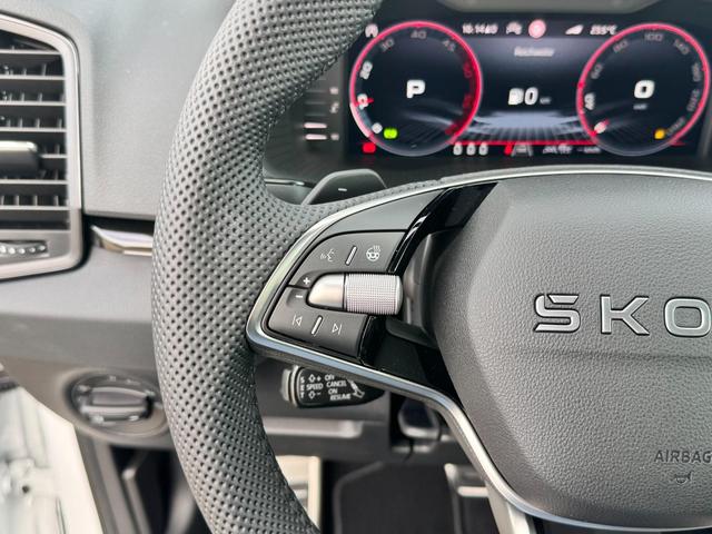 Skoda Karoq 2,0 TDI DSG Sportline 2ZKli AHK ACC SHT PDC Kam 19Zo 5JG 