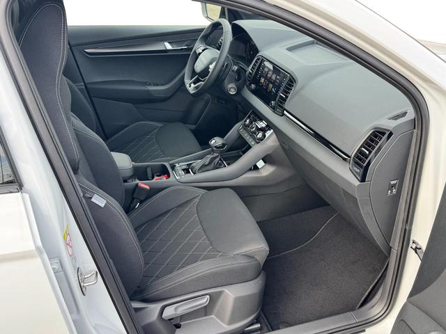 Skoda Karoq 2,0 TDI DSG Sportline 2ZKli AHK ACC SHT PDC Kam 19Zo 5JG 