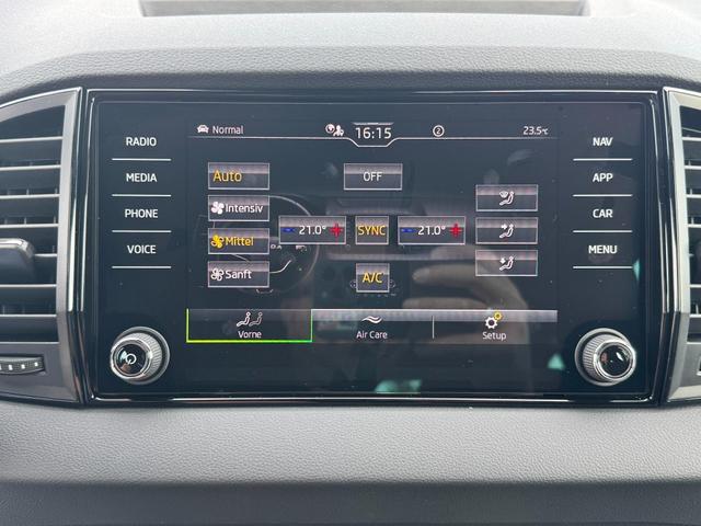 Skoda Karoq 2,0 TDI DSG Sportline 2ZKli AHK ACC SHT PDC Kam 19Zo 5JG 