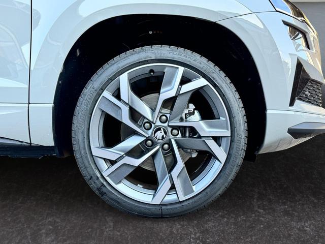 Skoda Karoq 1,5 TSI DSG Sportline 2ZKli AHK ACC Canton PDC Kam 19Zo 5JG 