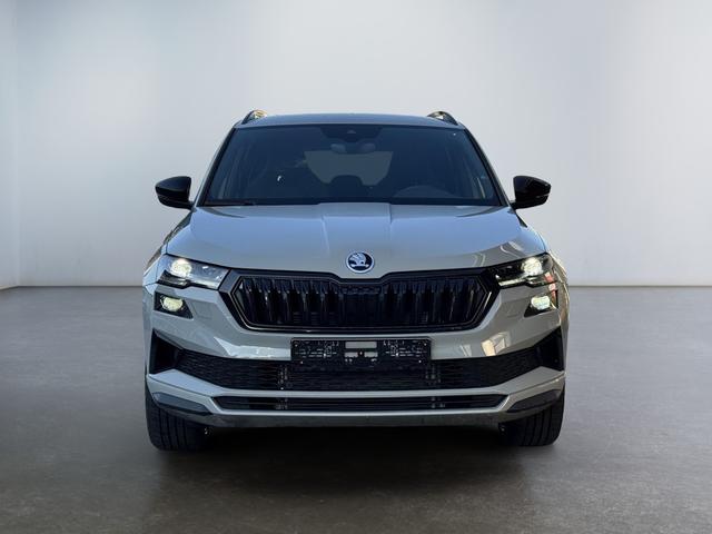 Skoda Karoq 1,5 TSI DSG Sportline 2ZKli AHK ACC Canton PDC Kam 19Zo 5JG 