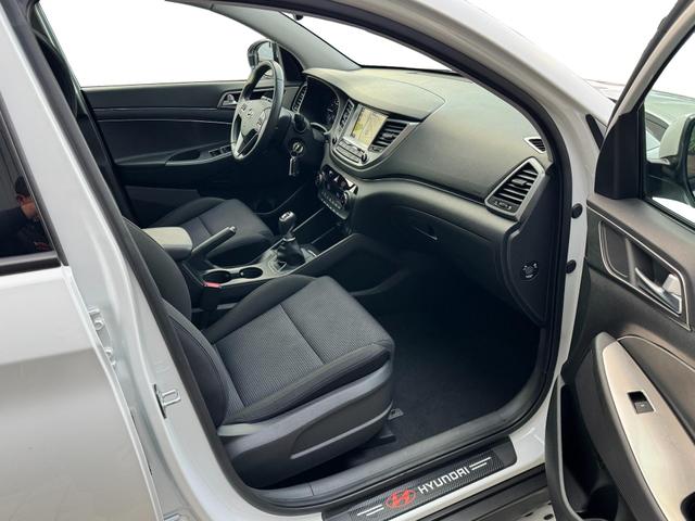 Kaufen gebraucht Hyundai Tucson innenraum bilder 