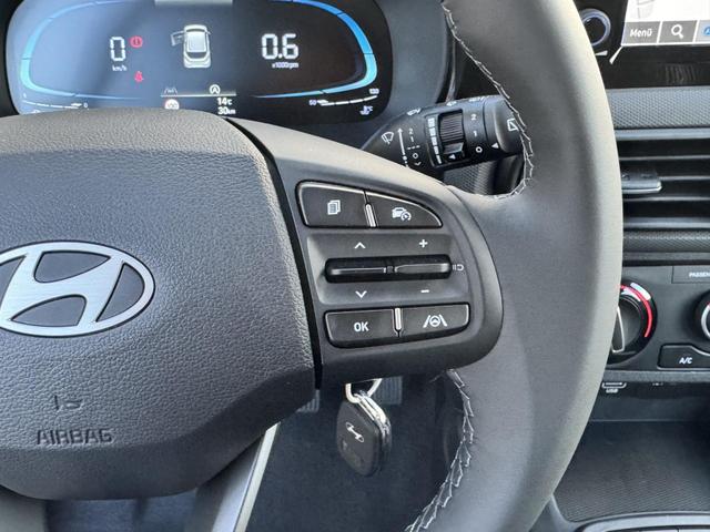 Reimport Hyundai i10 Multifunktionslenkrad bilder 
